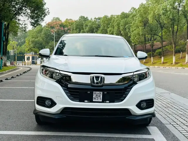 Honda Vezel — Фото автомобиля 2