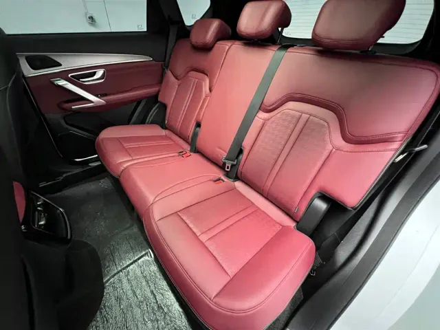 Jetour X70 Plus — Фото автомобиля 14