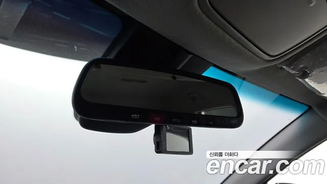 Kia Niro — Фото автомобиля 24