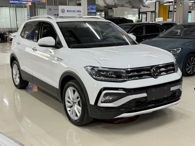 Volkswagen T-Cross — Фото автомобиля 3