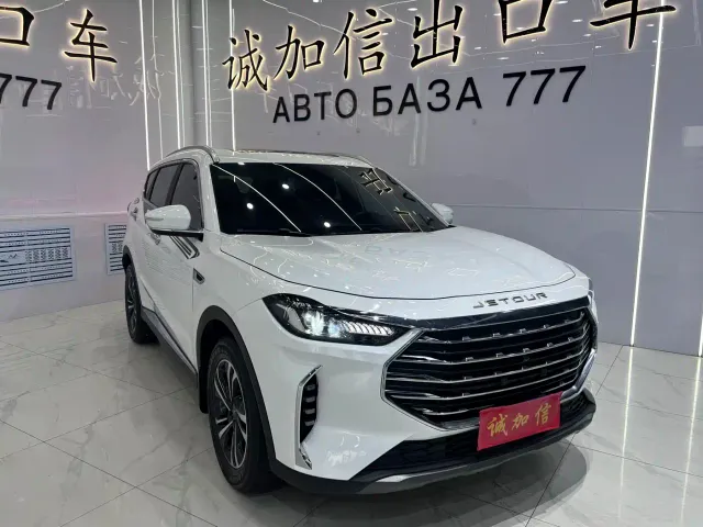 Jetour X70 Plus — Фото автомобиля 3