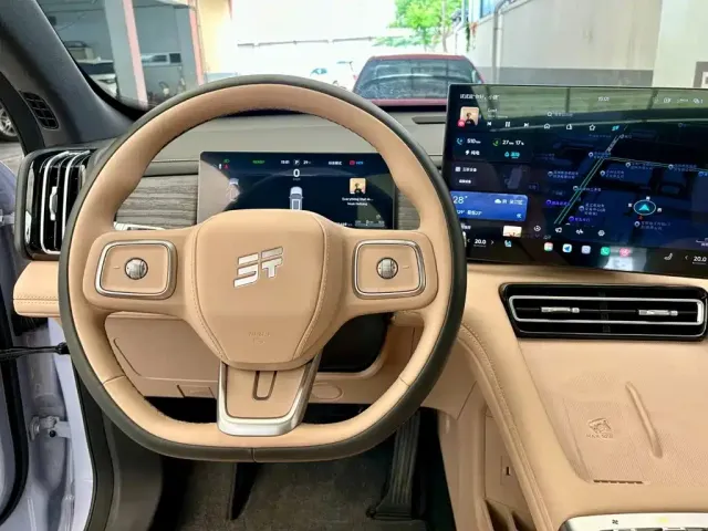 Jetour Shanhai Jetour Shanhai L7 PLUS 2025 Base Model 7-Seater — Фото автомобиля 14