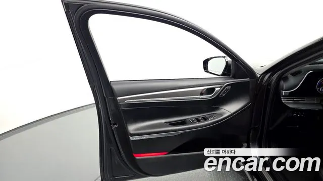 Hyundai Grandeur Grandeur (New) Hybrid — Фото автомобиля 13