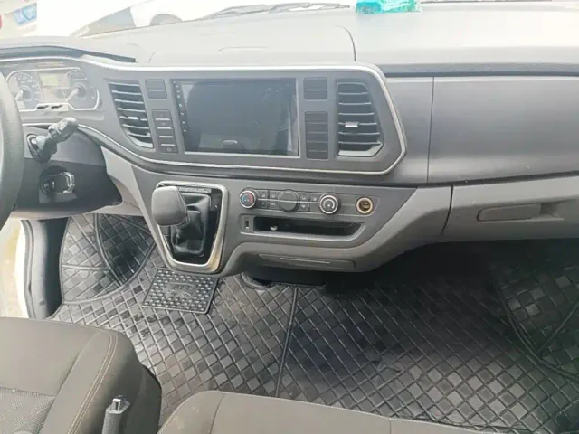 Maxus Xintu V80 — Фото автомобиля 13