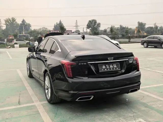 Cadillac CT5 — Фото автомобиля 24