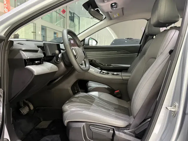 Geely Galaxy L6 — Фото автомобиля 5