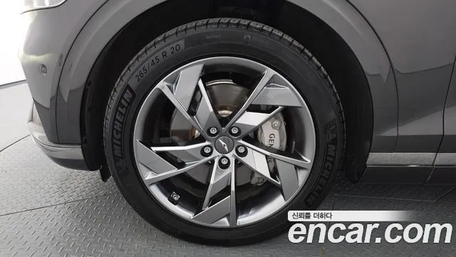 Genesis GV70 Electrified GV70 — Фото автомобиля 5
