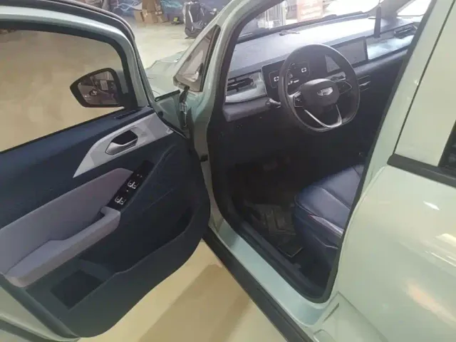 Geely Geometry E Firefly — Фото автомобиля 15