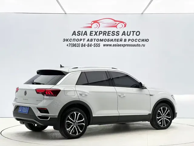 Volkswagen T-Roc — Фото автомобиля 4