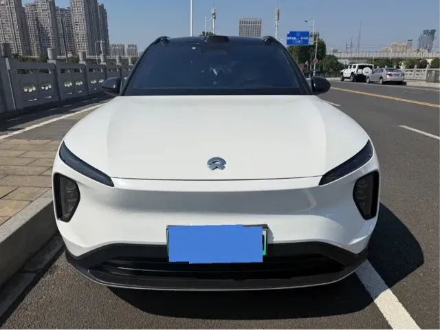 Nio ES6 — Фото автомобиля 2