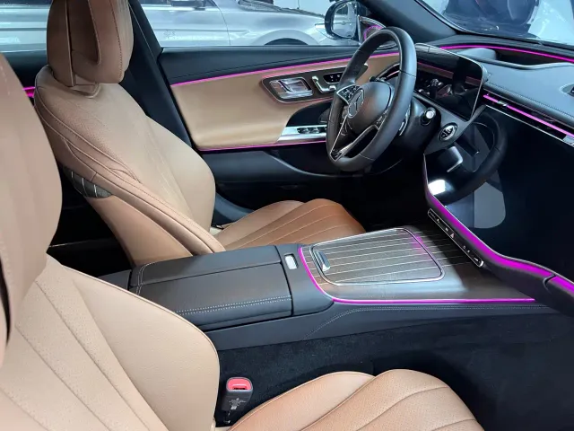 Mercedes-Benz E-Class — Фото автомобиля 15