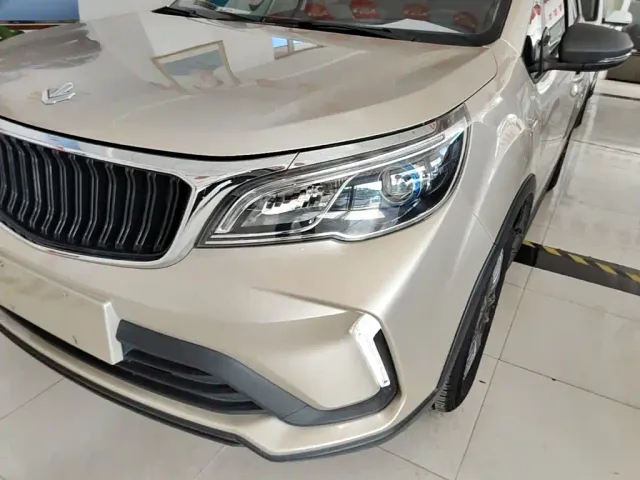 Livan X3 PRO — Фото автомобиля 23