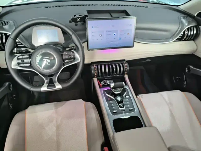 BYD Yuan PLUS — Фото автомобиля 9