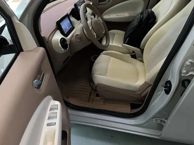Wuling Hongguang Mini EV — Фото автомобиля 15