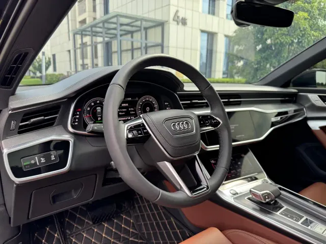 Audi A6L — Фото автомобиля 25