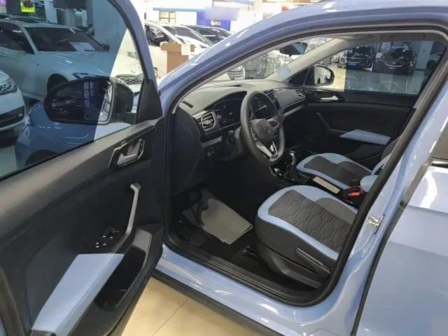 Volkswagen Tharu — Фото автомобиля 15