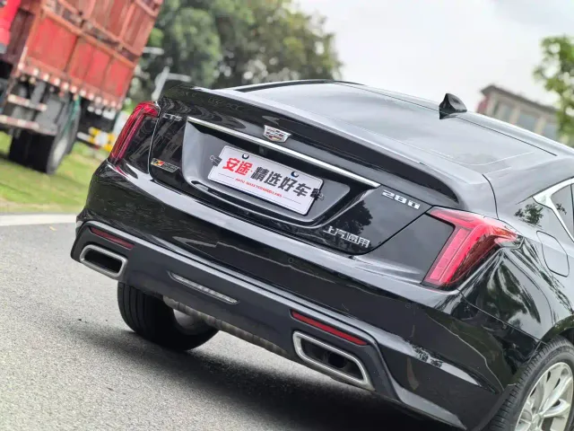Cadillac CT5 — Фото автомобиля 6