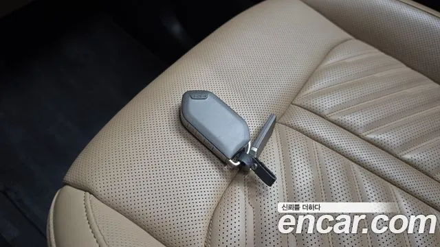Kia Sorento Новый Sorento 4 поколение Бензин 2.5T 4WD — Фото автомобиля 15