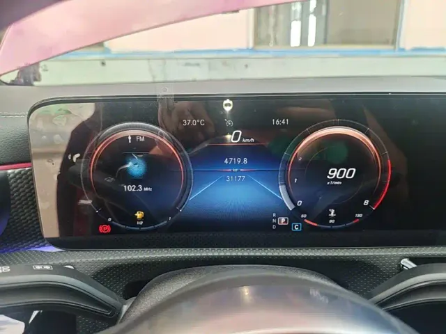 Mercedes-Benz A-Class — Фото автомобиля 7