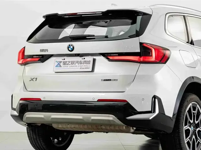 BMW X1 — Фото автомобиля 7