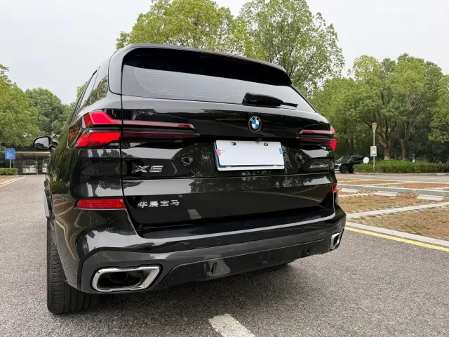 BMW X5 — Фото автомобиля 6