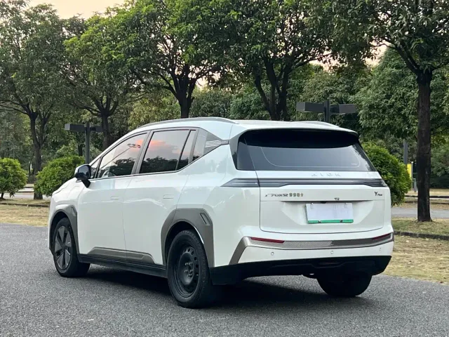 GAC Aion Y — Фото автомобиля 7