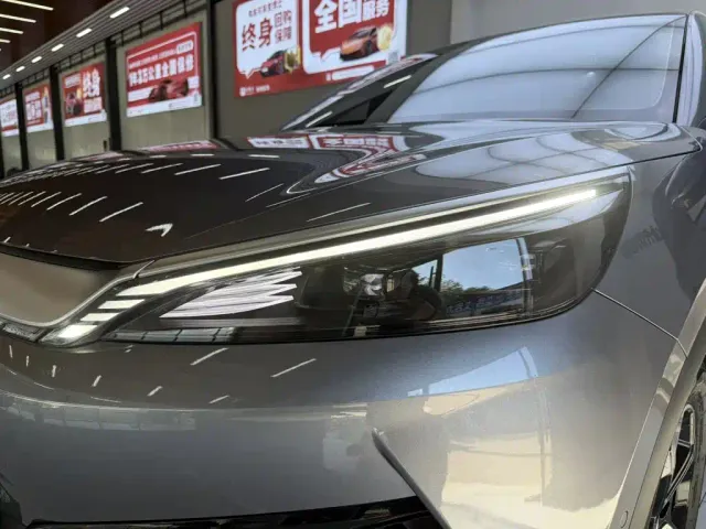 BYD Yuan PLUS — Фото автомобиля 18