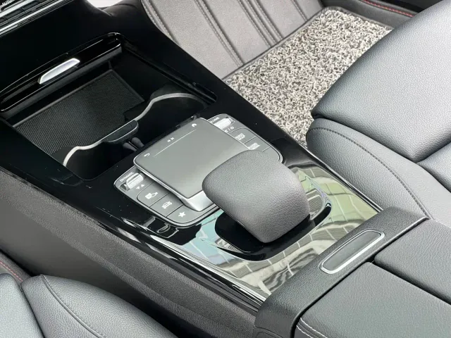 Mercedes-Benz A-Class — Фото автомобиля 18