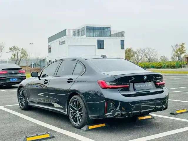 BMW 3 Series — Фото автомобиля 7