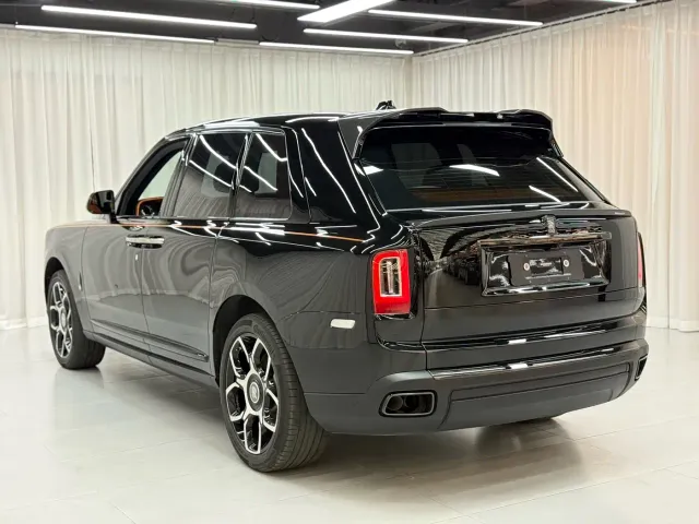 Rolls-Royce Cullinan — Фото автомобиля 5