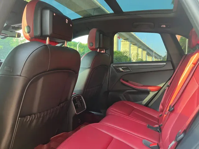 Porsche Macan — Фото автомобиля 6