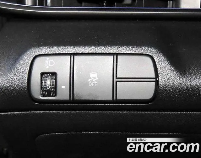 Hyundai AVANTE — Фото автомобиля 17