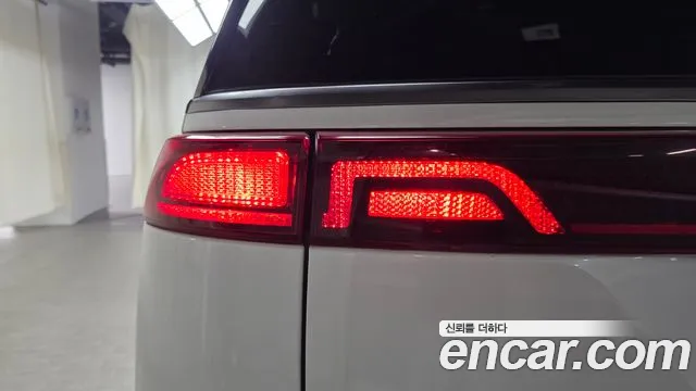 Kia Canival Carnival 4 поколение Бензин 9 мест Signature — Фото автомобиля 21