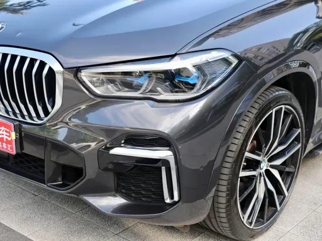 BMW X5 — Фото автомобиля 9