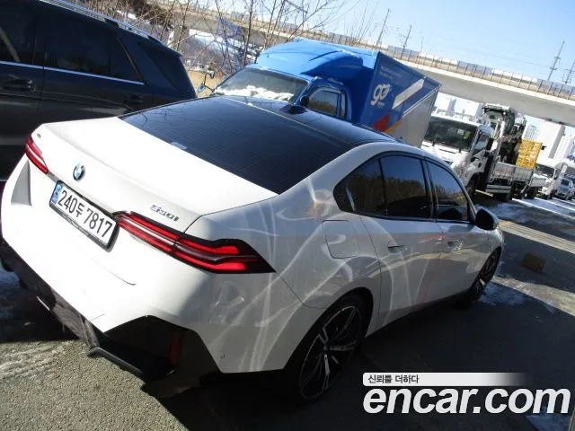 BMW 5-Series 5 серия (G60) 530i xDrive M Sport — Фото автомобиля 5