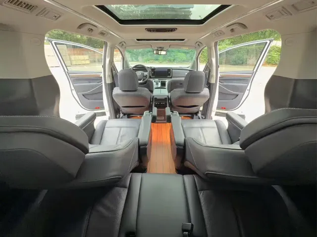 GAC Trumpchi M8 — Фото автомобиля 5