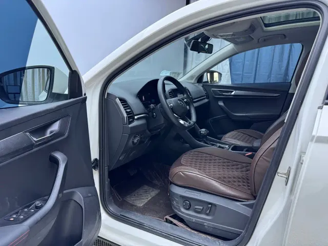 Skoda Karoq — Фото автомобиля 9