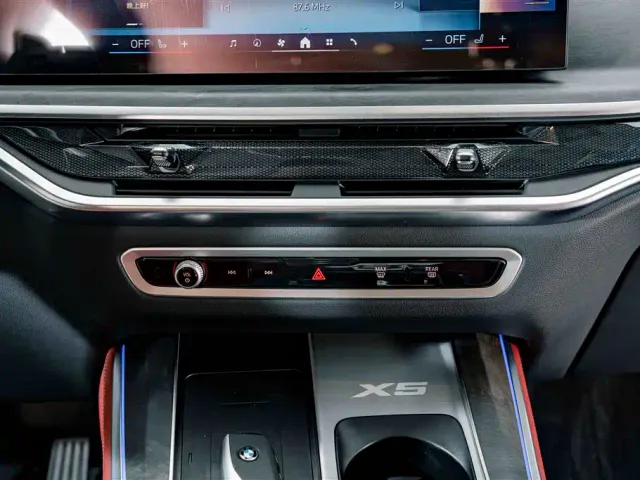 BMW X5 — Фото автомобиля 14