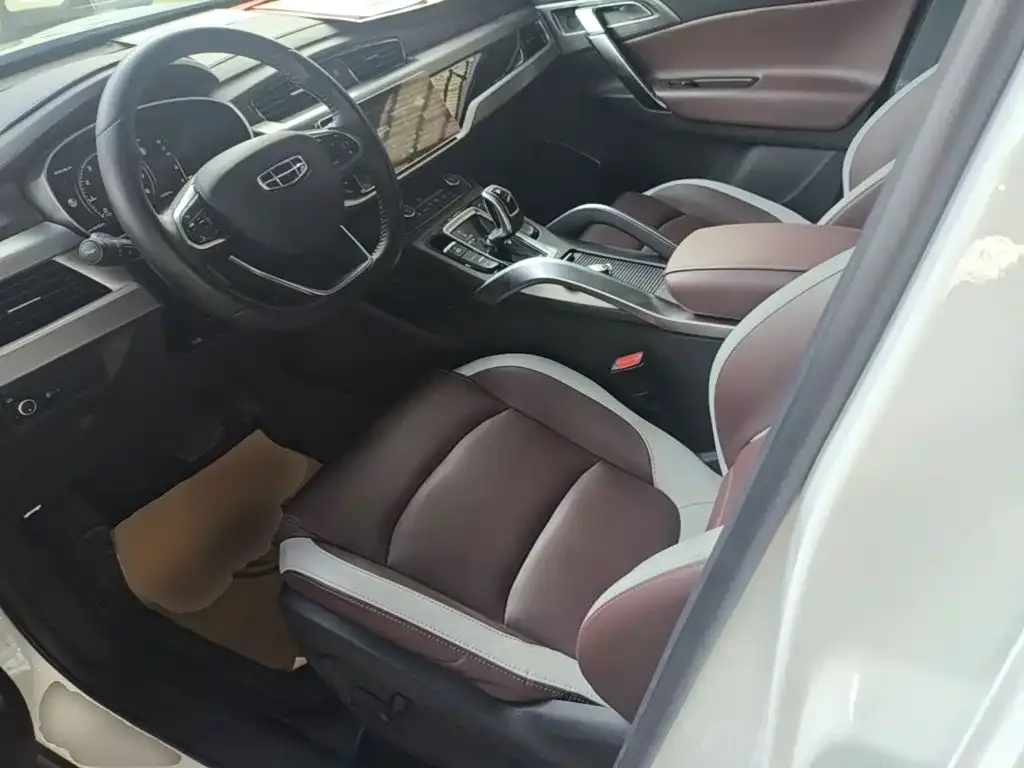 Geely Boyue 2022 1.8TD DCT Elegance — Фото автомобиля 6