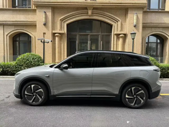 Nio ES6 — Фото автомобиля 4