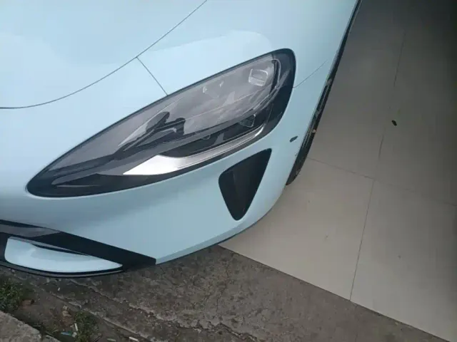Xiaomi SU7 — Фото автомобиля 23