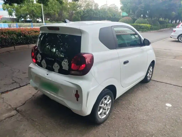 Roewe Clever — Фото автомобиля 6