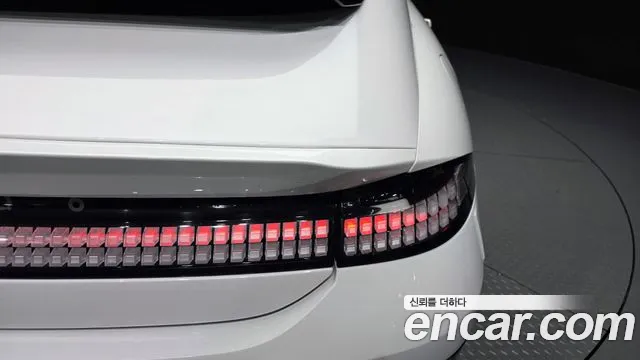 Hyundai Ioniq 6 — Фото автомобиля 7