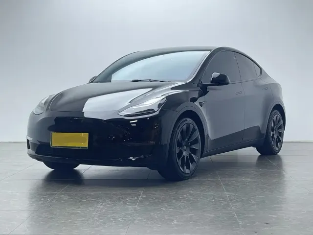 Фотография автомобиля — Tesla Model Y