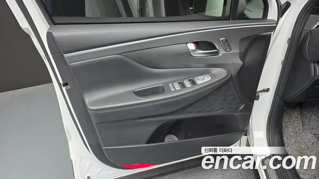 Hyundai Santafe Новый Santa Fe Бензин 2.5T 2WD — Фото автомобиля 23