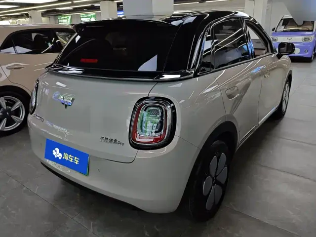 Wuling Binguo Pro — Фото автомобиля 3