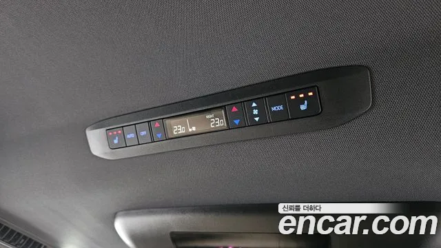 Toyota Sienna — Фото автомобиля 19