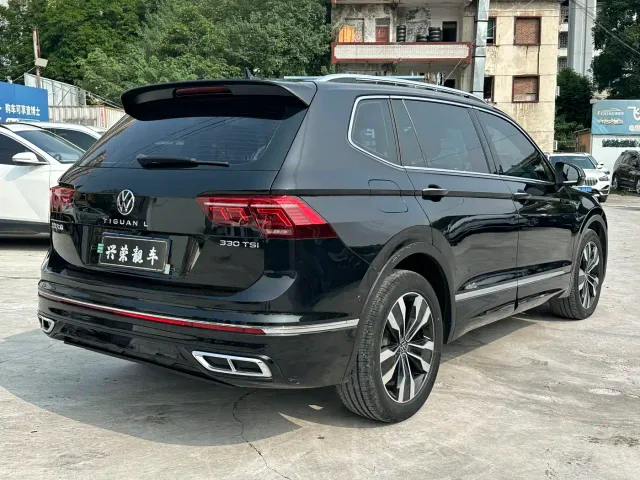 Volkswagen Tiguan L — Фото автомобиля 4