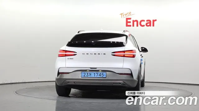 Genesis GV60 — Фото автомобиля 4