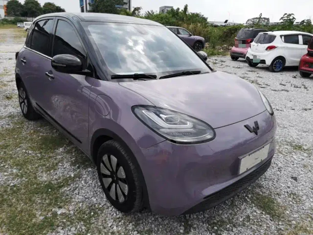 Wuling Bingo — Фото автомобиля 3